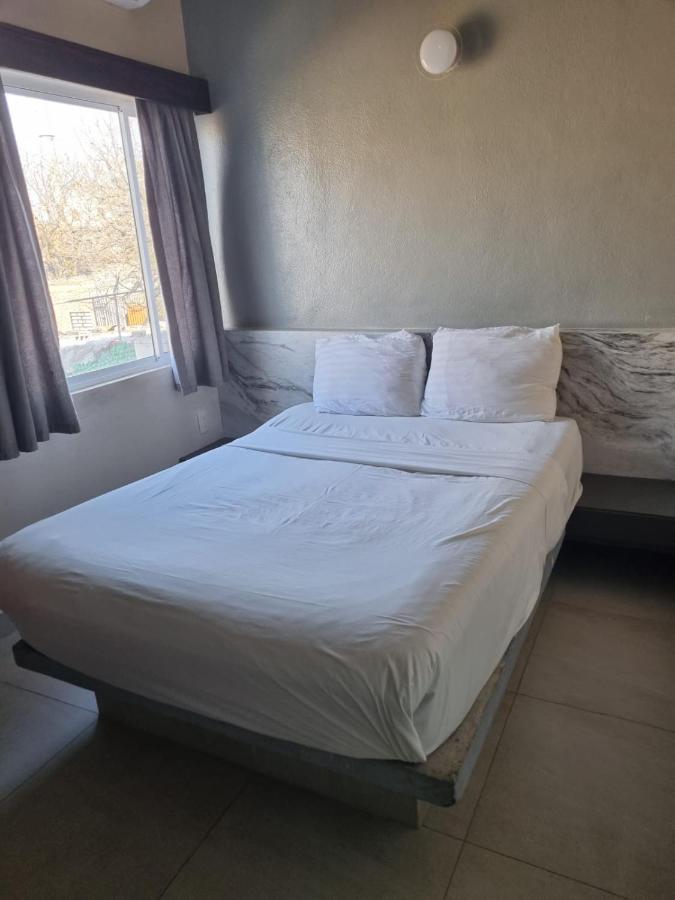 Hotel Victoria Monterrey Pokój zdjęcie